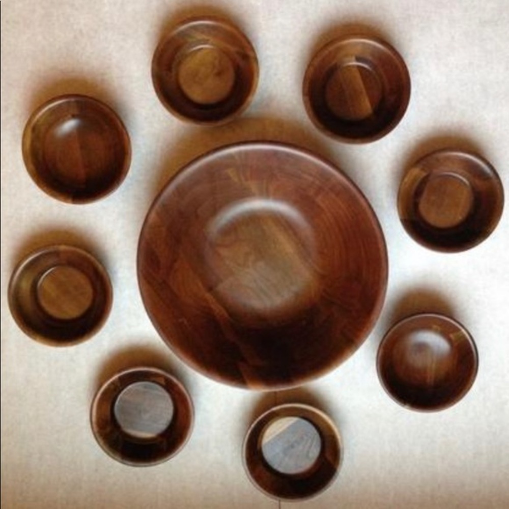 ✨HP✨VintageVermillionWalnutServing&Salad Bowls